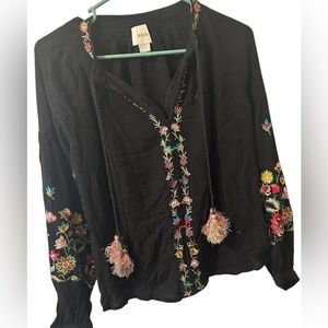 Maeve Anthropologie Size XS Hippie Embroidered Blouse